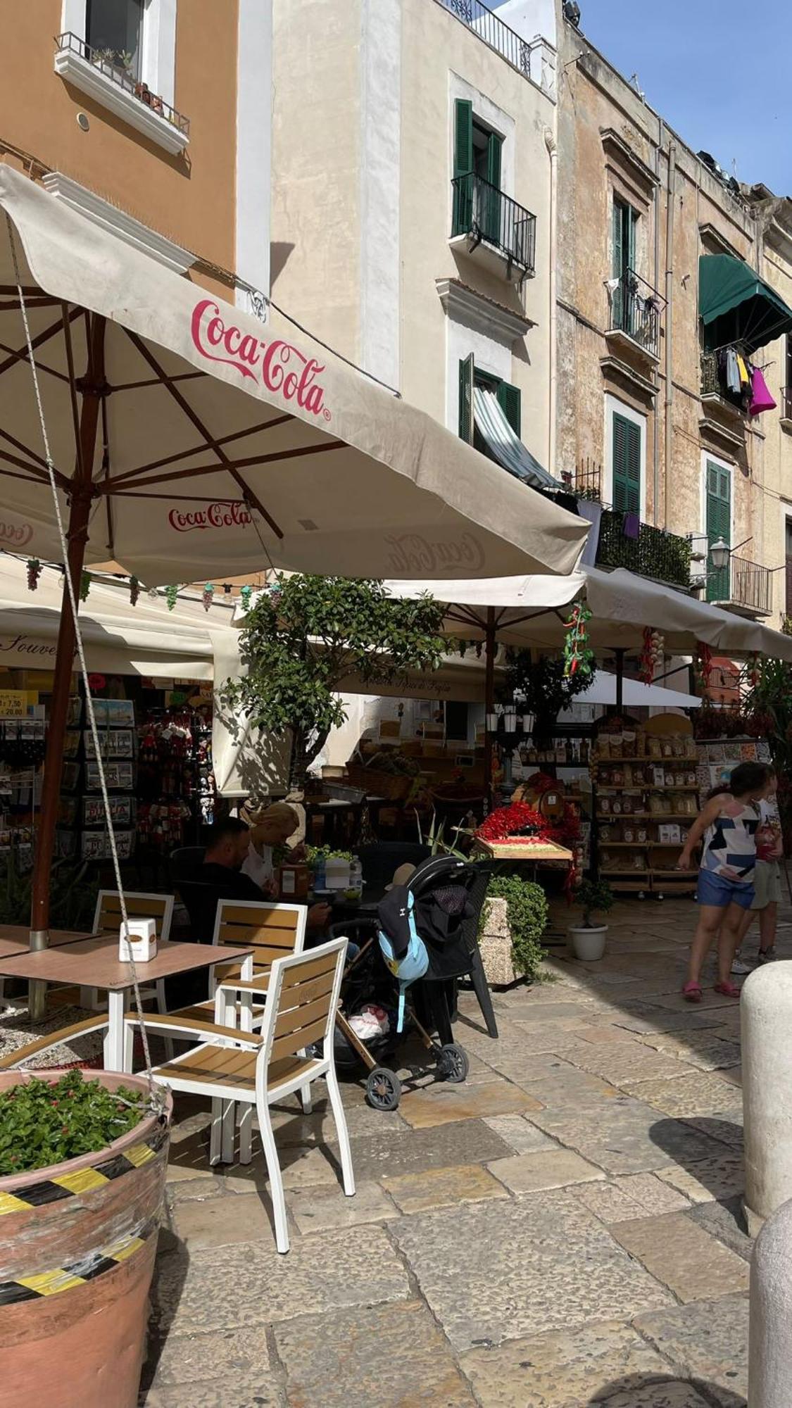Hotel Locazione Turistica Madera Bari Exterior foto
